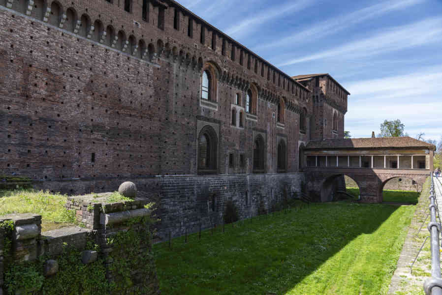 Italia - Milán 112 - castillo Sforzesco de Milán.jpg